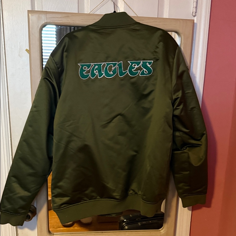 Mitchell & Ness Philadelphia Eagles Olive Bomber Jacket with Patches - Picture 3 of 7